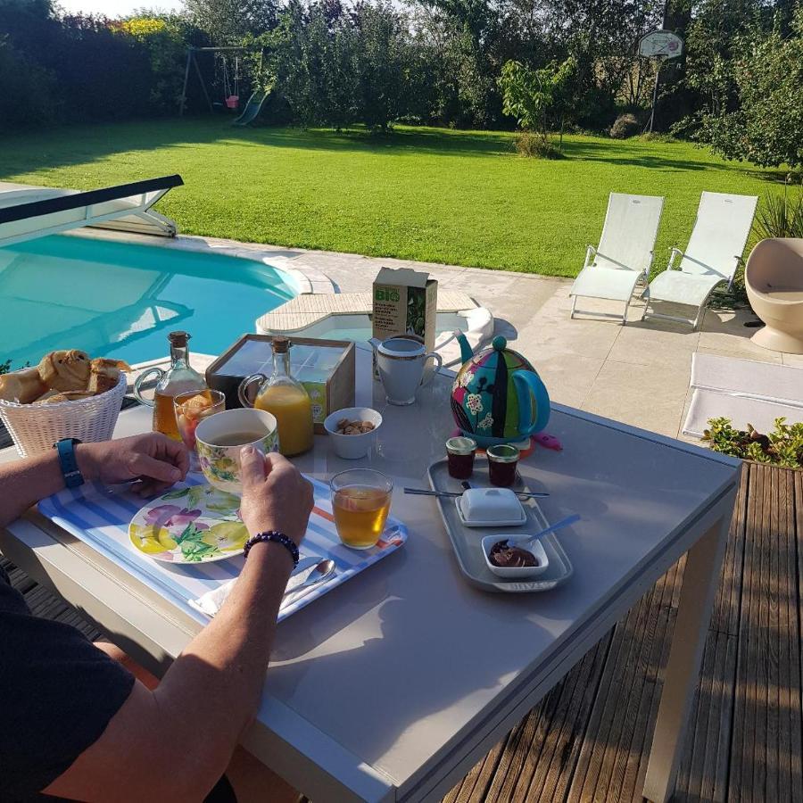 Grande Chambre Entre Caen Et La Mer Chambre Terrasse Jardin Et Piscine Mathieu Exteriér fotografie